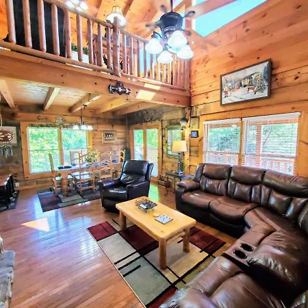 Free Daily Tickets-Soaring Eagle Family Cabin W Resort Pool-3